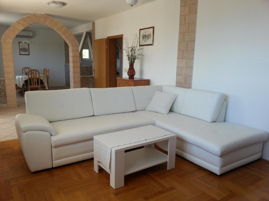 Mikrut Apartment Podstrana