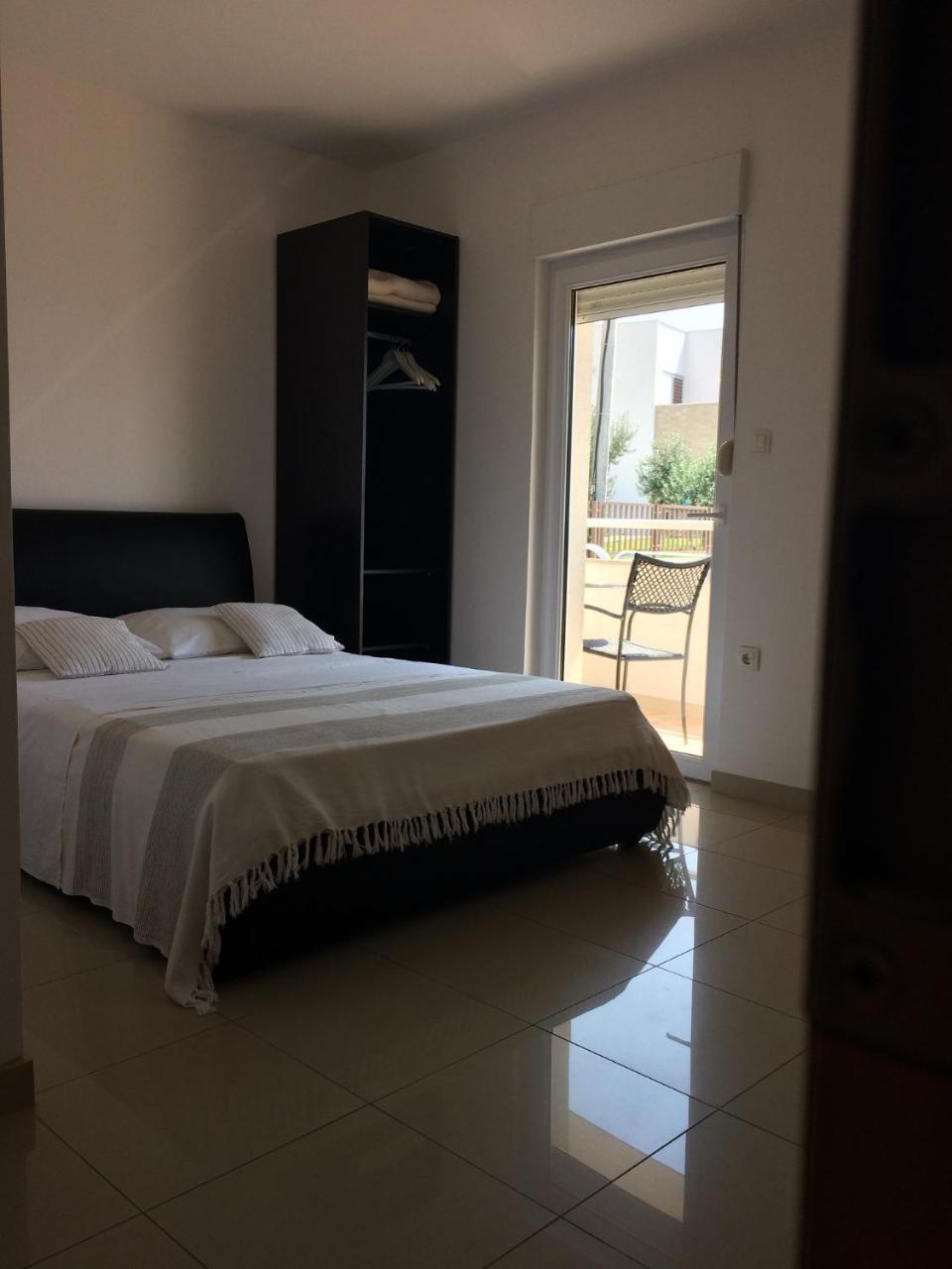 Mikrut Apartment *